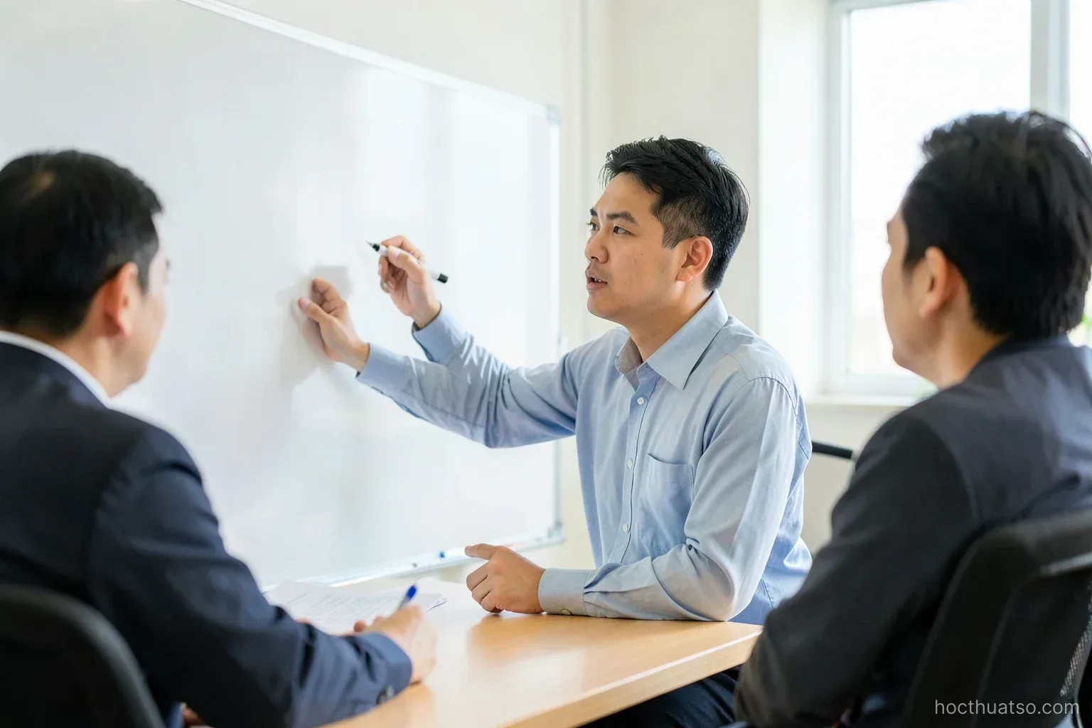 Đặt quy tắc hậu tố DOI cho tạp chí: ngắn, không mang nghĩa, không đổi